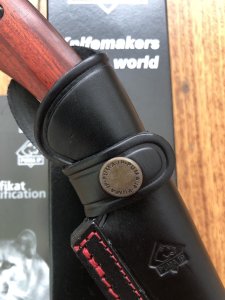 Puma Knife: Puma IP Fox I Laser Cut Sandalwood Handle