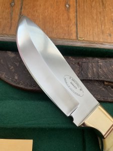 Mackrill Custom Knives 1998 No.5 SCI Limited edition Giraffe Bone/Rhodesian Teak Handle #89-100