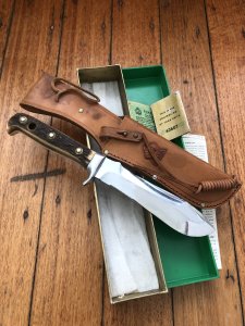 Puma Knife: Puma Original 1967 White Hunter 6377 in original box Additional Paperwork and warranty #63607