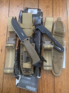 Gerber Model LMF II Drop Point Military Knife in Thigh Sheath & Rope Cutter