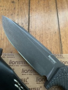 LionSTEEL Italy. Model T5 MI Canvas Micarta Handle Black Blade with Leather Sheath