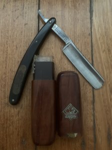 Puma Knife: Rare Puma Original Cut Throat Razor No 89 in *Original Wooden Box