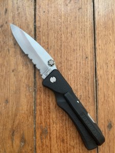Schrade+ USA SW7 Black Handled Folding Lock Knife