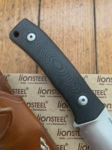 LionSTEEL Italy. Model M4 GBK Black G10 Handle with Leather Sheath