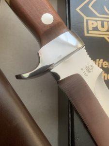 Puma Knife: Puma German Special Edition 'LION' Model White Hunter with Plum/Olive Handle #117