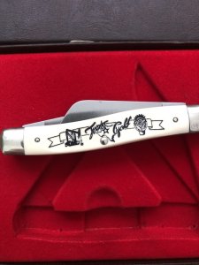 Schrade Vintage Limited Edition USA-Made Scrimshaw Texas Gold Stockman Folding Knife