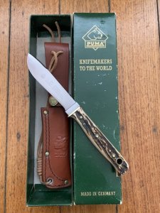 Puma Knife: Puma Hunters Pal 1994 in Original Sheath and Original Green Card Box
