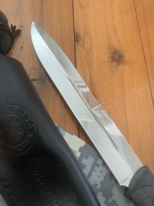 Kizlyar Knife: Kizlyar Mirror Finish 'EGERSKY' Straight Blade with Leather Sheath and Sleeve