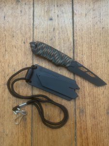 Smith & Wesson Knife: SW990TA Covert Tanto Neck Knife