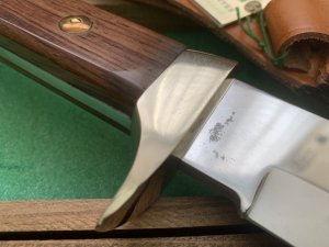 Puma Knife: 1989 Puma Big Big Bowie knife with Wooden Handle in original Wooden Box #45982