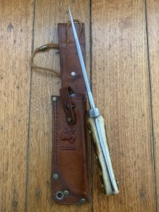 Puma Knife: Puma 6382 Original 1974 Trail Guide in original sheath