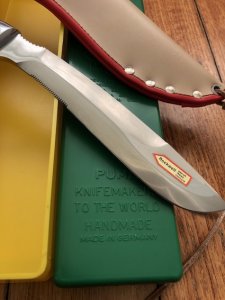 Puma Knife: Puma Original 1992 SEA HUNTER 17 6363 in Original Sheath and Box