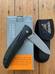 GERBER USA  LARIAT 3.5 Fine Edge Folding Knife with Pouch and Original Box.