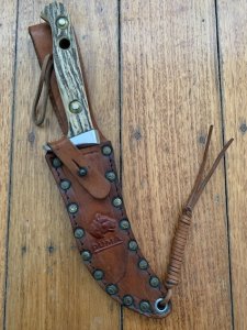 Puma Knife: Puma 6394 Original 1969 Hunters Companion in original sheath