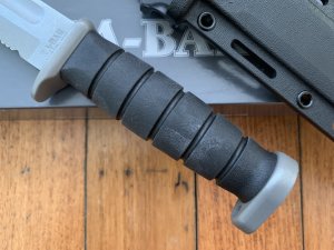 Ka-Bar Knife: Kabar D2 Extreme Combat Serrated Blade Utility Knife with Kydex Sheath