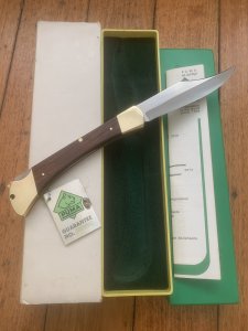 Puma Knife: Puma 1980 Trail Boss/Emperor 975 Folding Knife with Jacaranda Handle Original Box and matching Warranty