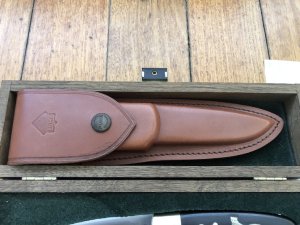 Puma Knife: Puma Rarity Original 1769-1991 4 Star Fixed Blade GOLD Silberlöwe Knife with Grenadill Handle in Original Box