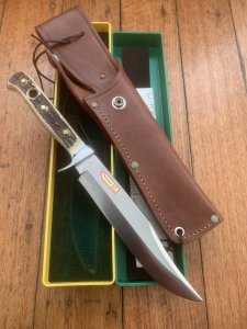 Puma Knife: 1997 Puma Mint condition Bowie knife with Stag Antler Handle in original Box