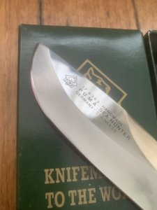 Puma Knife: Puma Original 1993 SEA HUNTER 17 6363 in Original Sheath and Box #27391