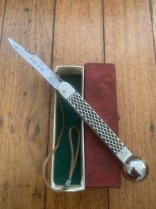 Puma Knife: Puma Vintage Pre-64 Fishermans Knife in Original Red Box