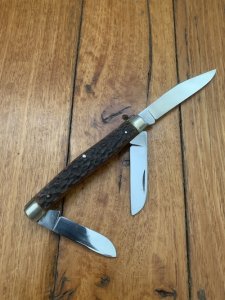 Puma Knife: Puma rare vintage PUMASTER 1972 'STOCK' 3 blade Fold back Knife with Dark Brown Jigged Bone Handle #41272