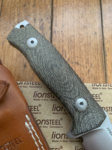 LionSTEEL Italy. Model M5 CVG-2 Green Canvas Micarta Handle with Leather Sheath