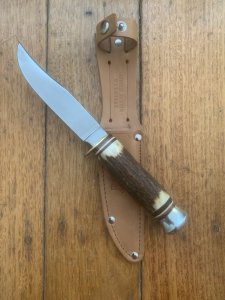 Puma Knife: Puma Circa 1980's Original 9105 Medium Scout/Hunter Knife with Sambar Handle and Original Sheath