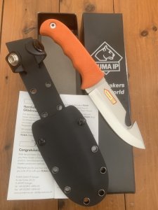 Puma Knife: PUMA IP Smart Hunting Orange Handle Fixed Blade with Gut Hook Knife & Kydex Sheath