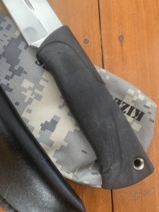 Kizlyar Knife: Kizlyar Mirror Finish 'EGERSKY' Straight Blade with Leather Sheath and Sleeve