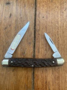 Puma Knife: Puma Rarer 1971 Bantam Folding Knife with Red Bone Handle #27172