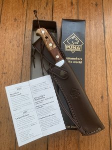 Puma Knife: Puma German Special Edition 'LION' Model White Hunter with Plum/Olive Handle #111