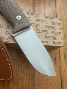 LionSTEEL Italy. Model M3 CVN Natural Canvas Micarta Handle with Leather Sheath