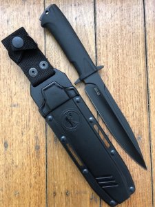 Kizlyar Knife: Kizlyar Original Phoenix 1 Military Knife with Elastron Rubberised Handle and Leather Sheath #2641