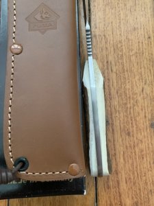 Puma Knife: Puma Rare Original 2001 New Hunter Model 118375 in original sheath and box.