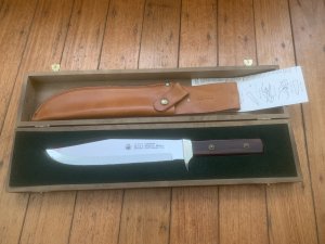Puma Knife: Early 1980's Puma Big Big Bowie knife with Wooden Handle in original Wooden Box
