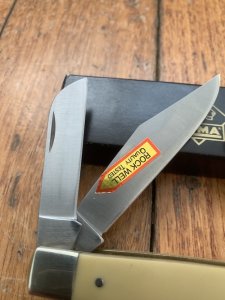 Puma Knife: Puma Original 3 Blade Stockman Knife with Cream Corelon/Delrin Handle