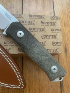 LionSTEEL Italy. Model B41-1 CVG Green Canvas Micarta Handle with Leather Sheath