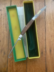 Puma Knife: Puma 1991 Original 998 Bird Hunter Knife with Puma Box #47192
