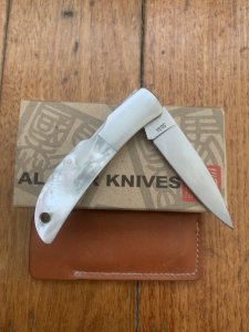 Al Mar Japan E1002P HAWK White Pearl Gentlemen's Knife in original Pouch and Box