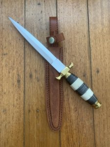 COMMANDO BLADED KNIFE WITH STEEL BLADE AND BUFFALO HORN & CAMEL BONE HANDLE