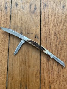 Buck Knife: Buck 2006 Model 303 Custom Shop CADET 3-Blade Pocket Knife with Stag Antler Handle