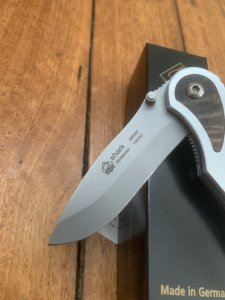 Puma Knife: Puma 2005 Shark Tactical Folding Lock Knife