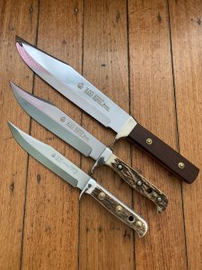 Puma Knife: 1989 Puma Big Big Bowie knife with Wooden Handle in original Tan Leather Sheath
