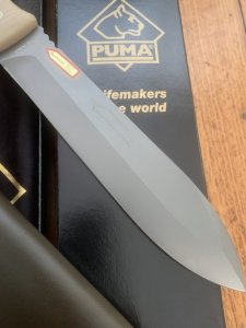 Puma Knife: Puma 141000 Large 'Robuster' Knife with Micarta Handle