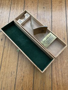 Puma Knife: Puma 1960's Original White Hunter Wooden Box with Paperwork