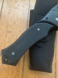 KNIGHT'S ARMAMENT SK-02 Large Black Part Serrated Folding Knife with Black Pouch