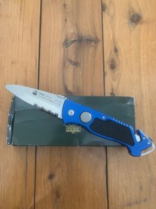 Puma Knife: Puma Very Rare 2007 Model 890012 PFR (Police Fire and Rescue) Folding Knife in Original Box