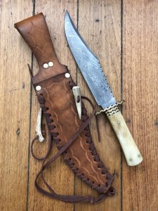 Damascus Knife: Damascus Knife with Jigged Camel Bone Handle &Custom Made Sheath