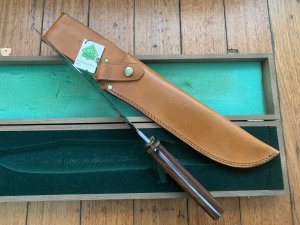 Puma Knife: 1989 Puma Big Big Bowie knife with Wooden Handle in original Wooden Box #45982