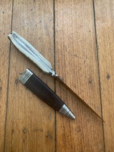 Linder Original Classic Super Stahl Nicker Knife with Stag Handle